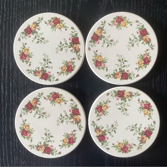 Set of 4 Vintage Royal Albert Old Country Roses Victoria style Coasters - Picture 1 of 7